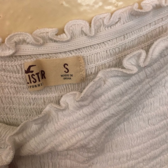 Hollister off the shoulder top - Picture 2 of 2